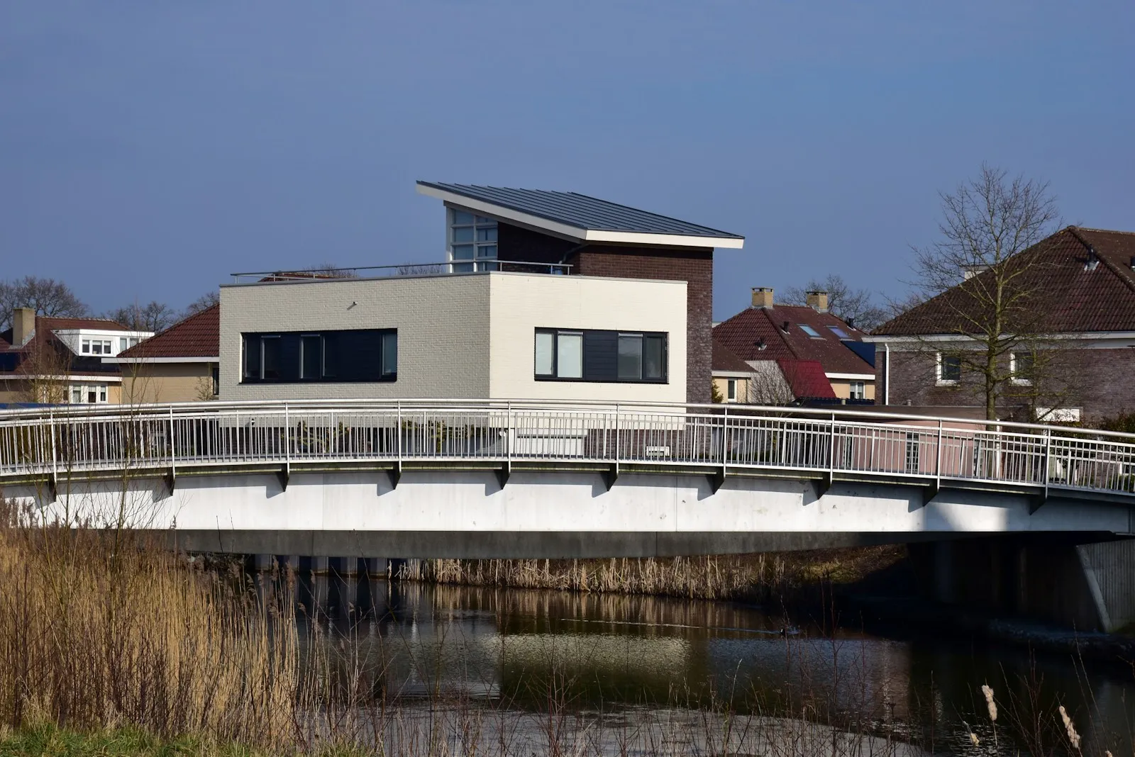 Zonnepanelen Asbestdak: Verwijderen & Vervangen 2026