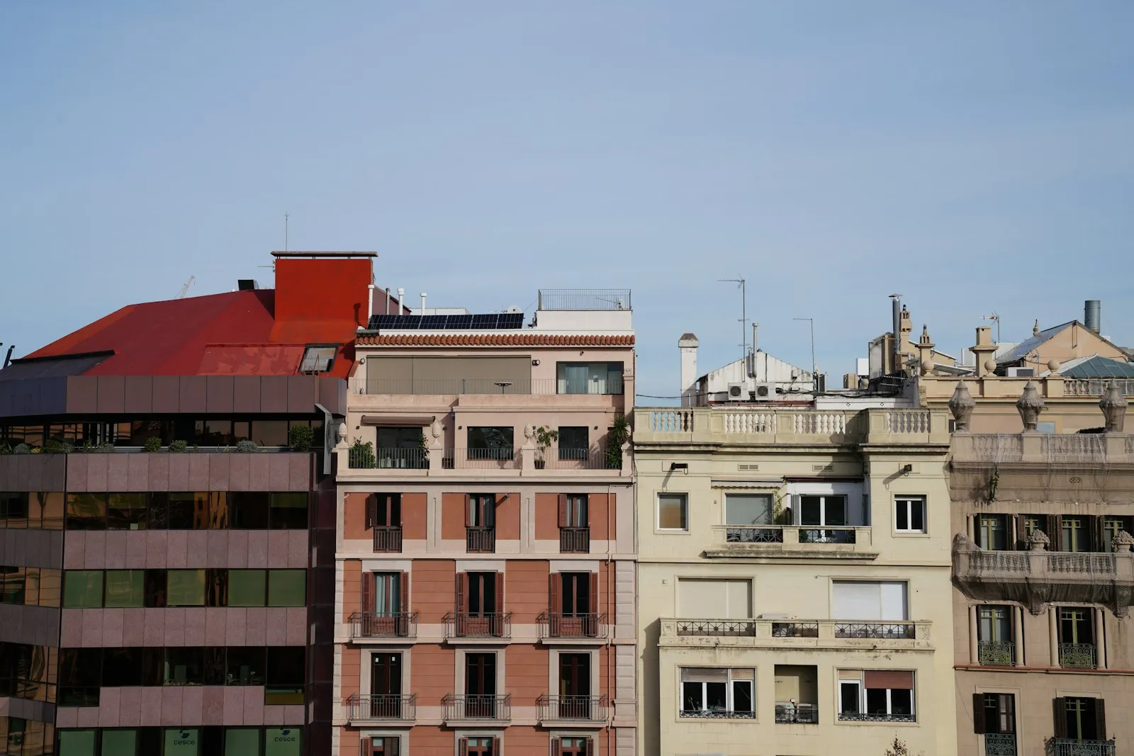 Zonnepanelen op Balkon: Kosten & Subsidie 2026